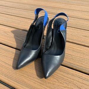 BCBG PARIS Black Pumps with Blue heel strap